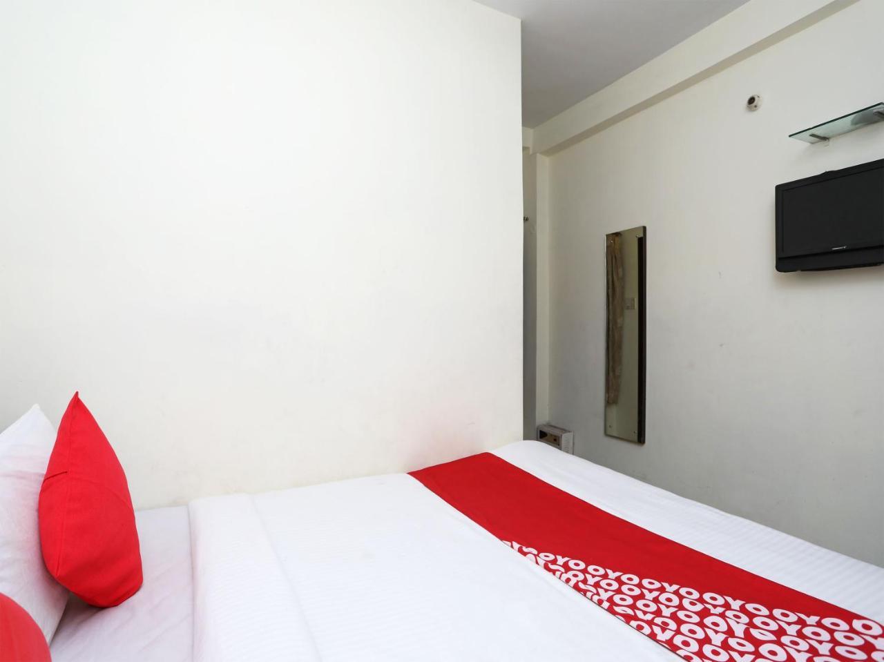 Oyo 13906 Vinita Inn Santragachi Ngoại thất bức ảnh